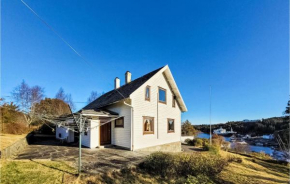 5 Bedroom Stunning Home In Torangsvåg